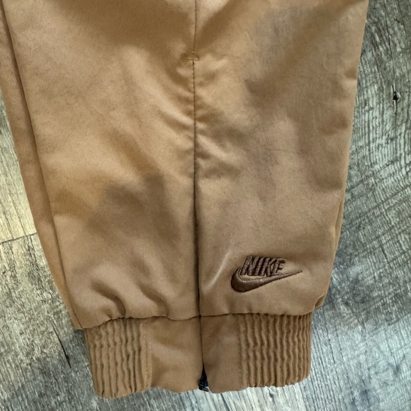 Nike Tech Pack Dri Fit Tan Pants - Picture 7 of 16